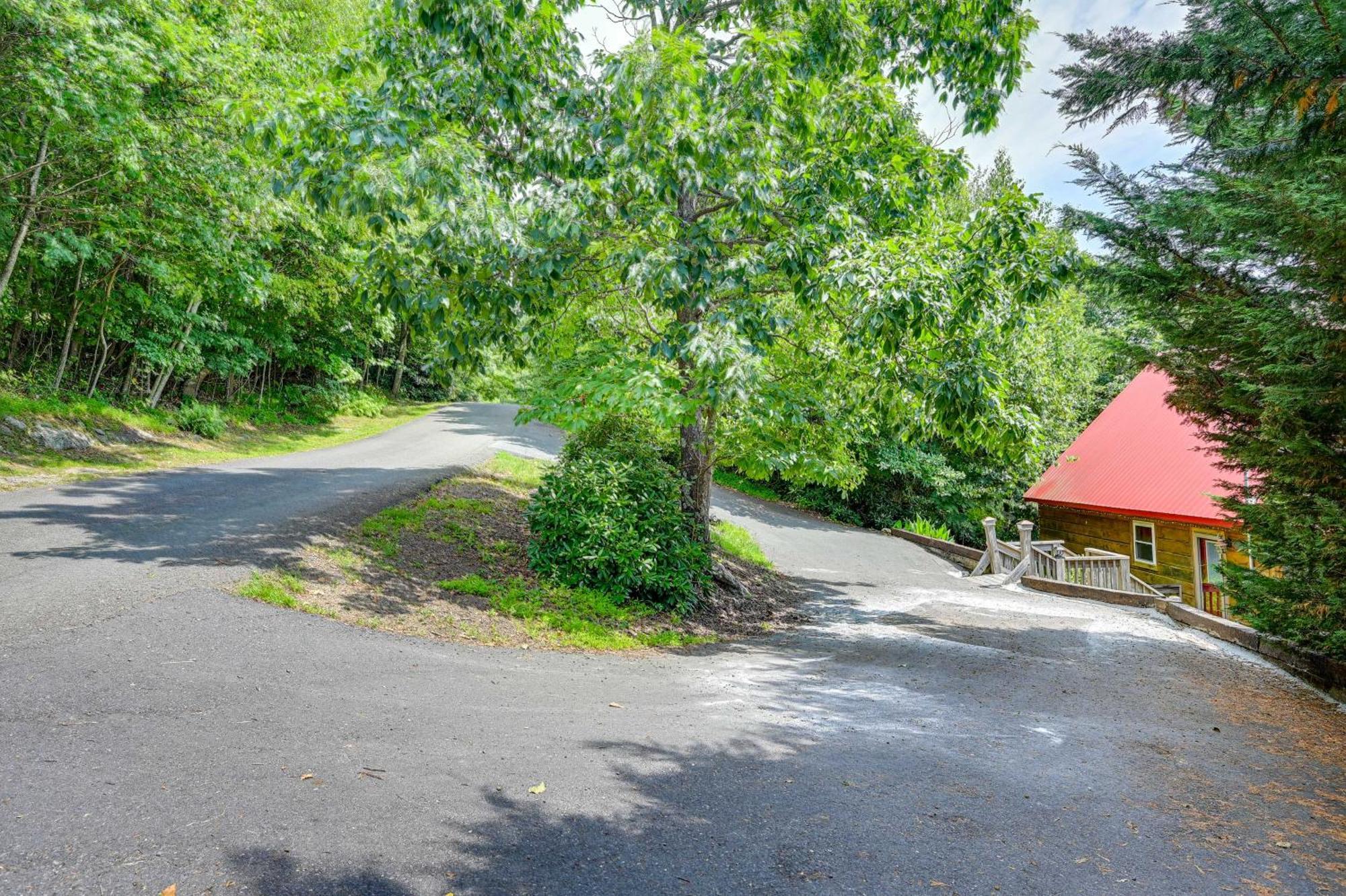 Warm And Cozy Cabin With Deck On Top Of The Blue Ridge Fancy Gap Kültér fotó