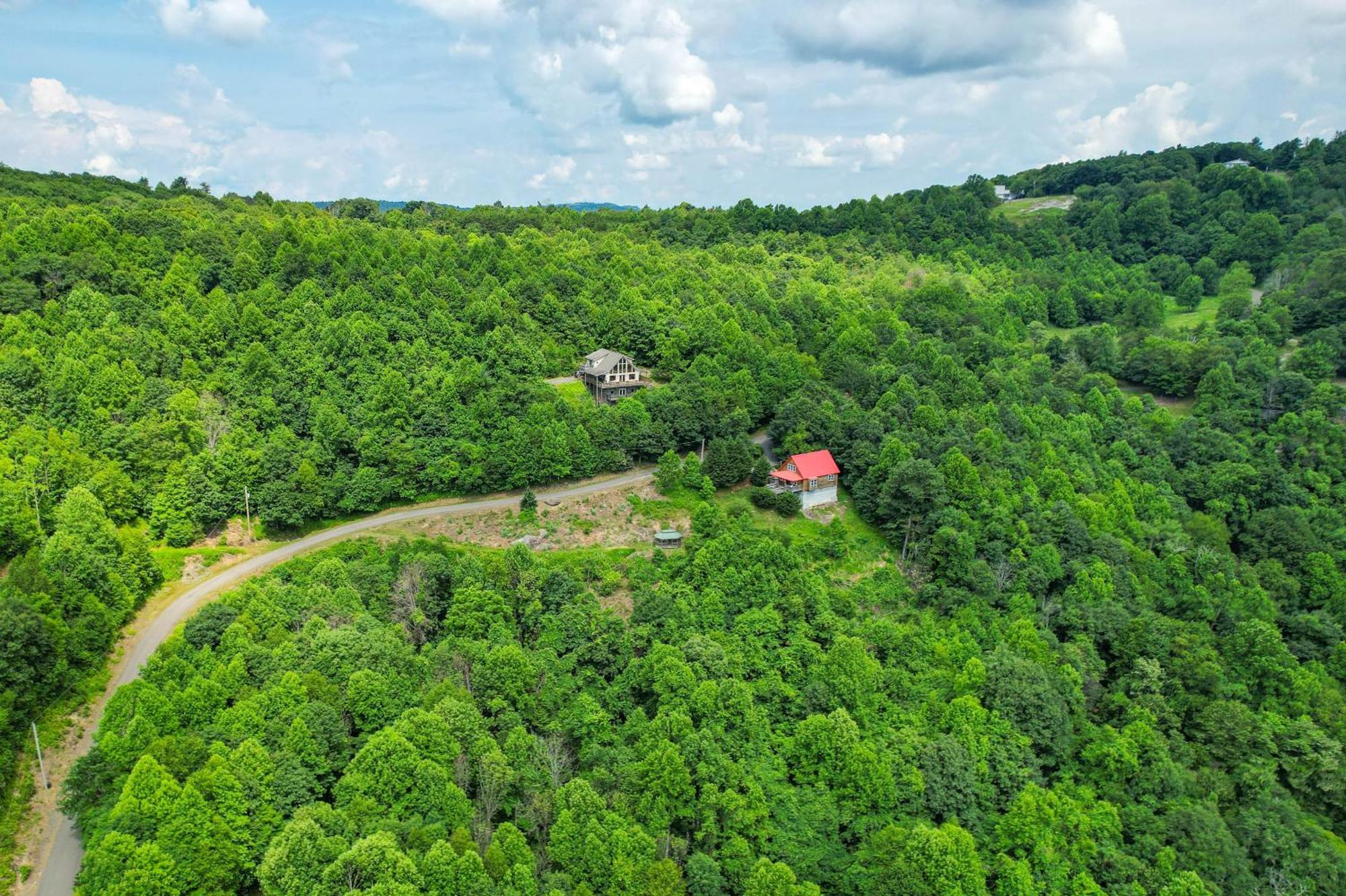 Warm And Cozy Cabin With Deck On Top Of The Blue Ridge Fancy Gap Kültér fotó