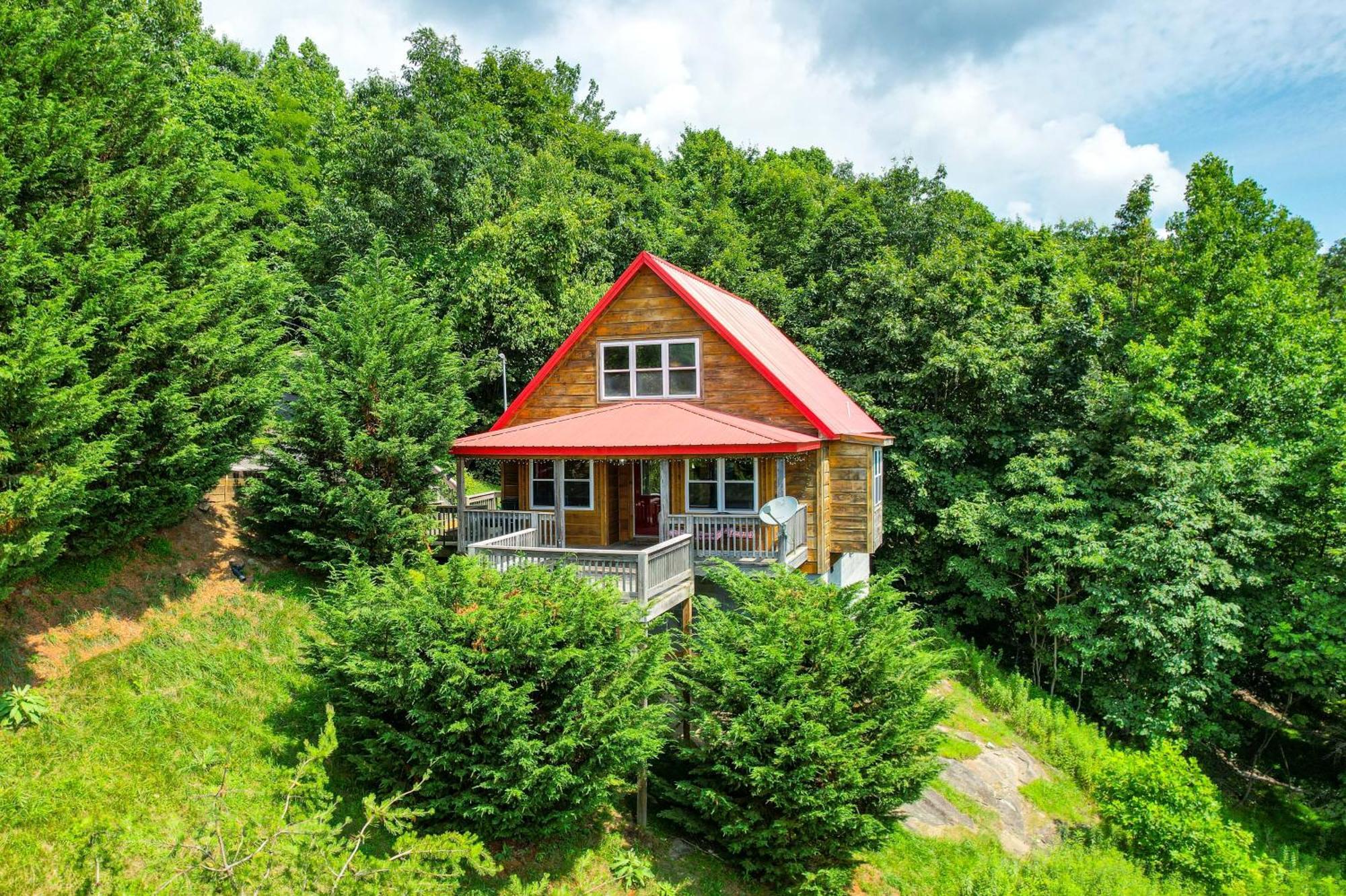Warm And Cozy Cabin With Deck On Top Of The Blue Ridge Fancy Gap Kültér fotó